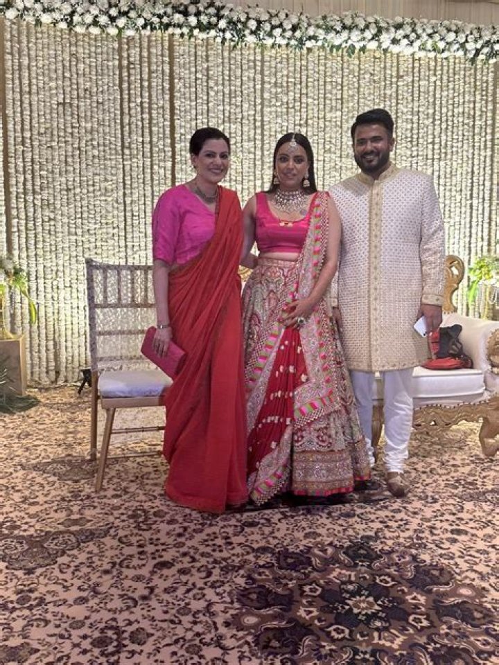 Nidhi Razdan Age, Husband, Height, Weight, Biography, Family & Facts